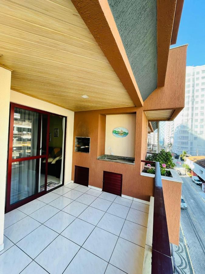 Apartamento Meia Praia - イタペマ エクステリア 写真